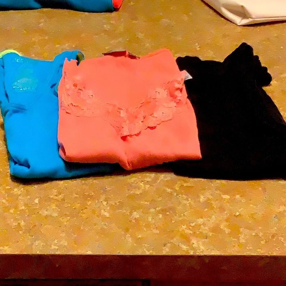 THREE TANK TOPS